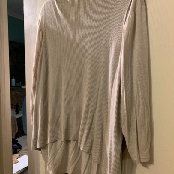 Two piece taupe top and vest - Picture 3 of 4